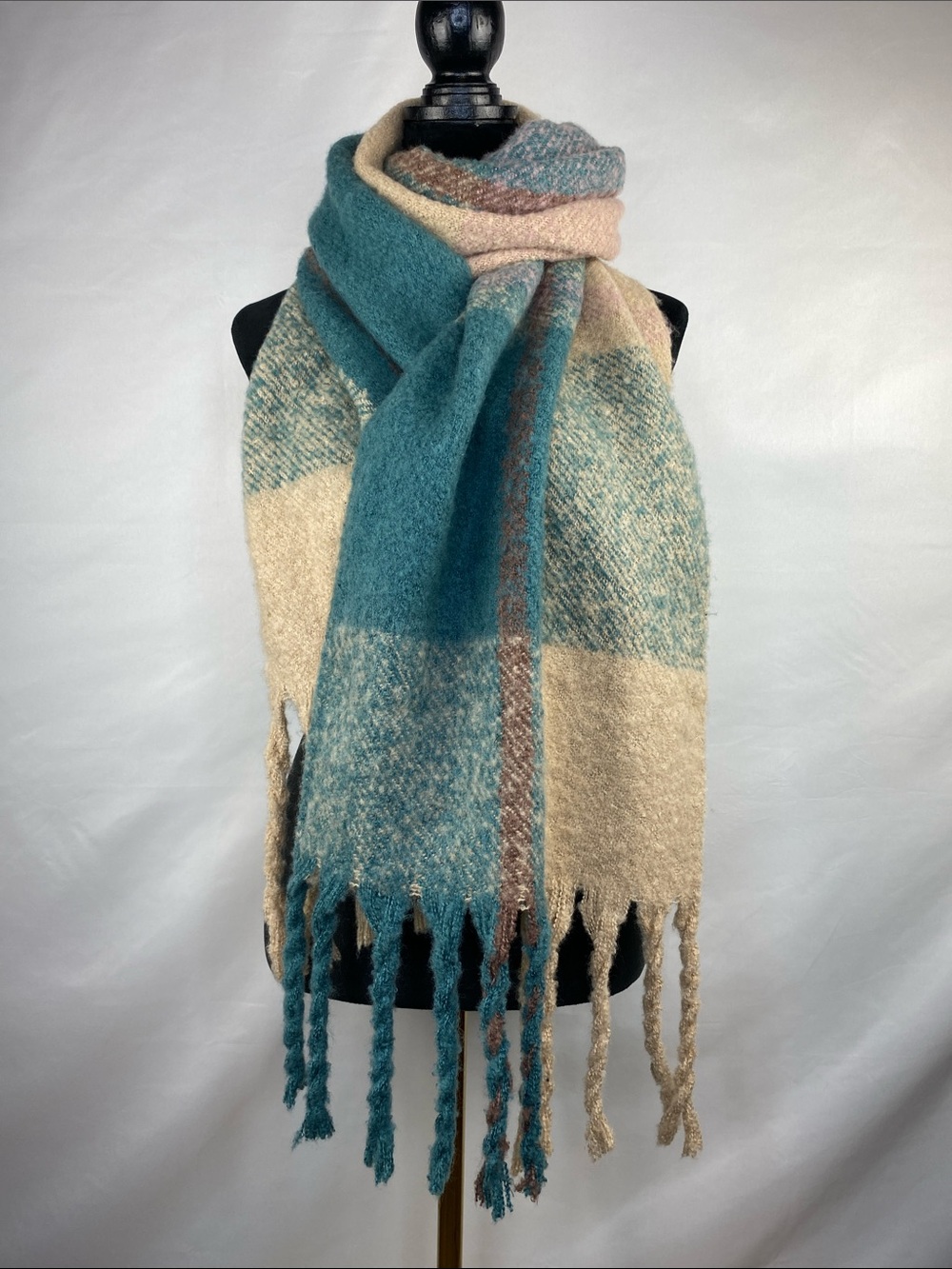 Shiraleah Chicago Oversized Classic Fringe Blanket Scarf Teal Cream Plaid 90X16โ